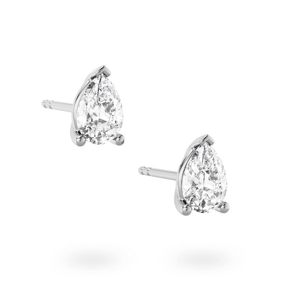 Boucles d'oreilles solitaires en diamant taille ovale