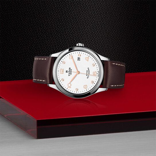  Brown Leather Strap image number 3