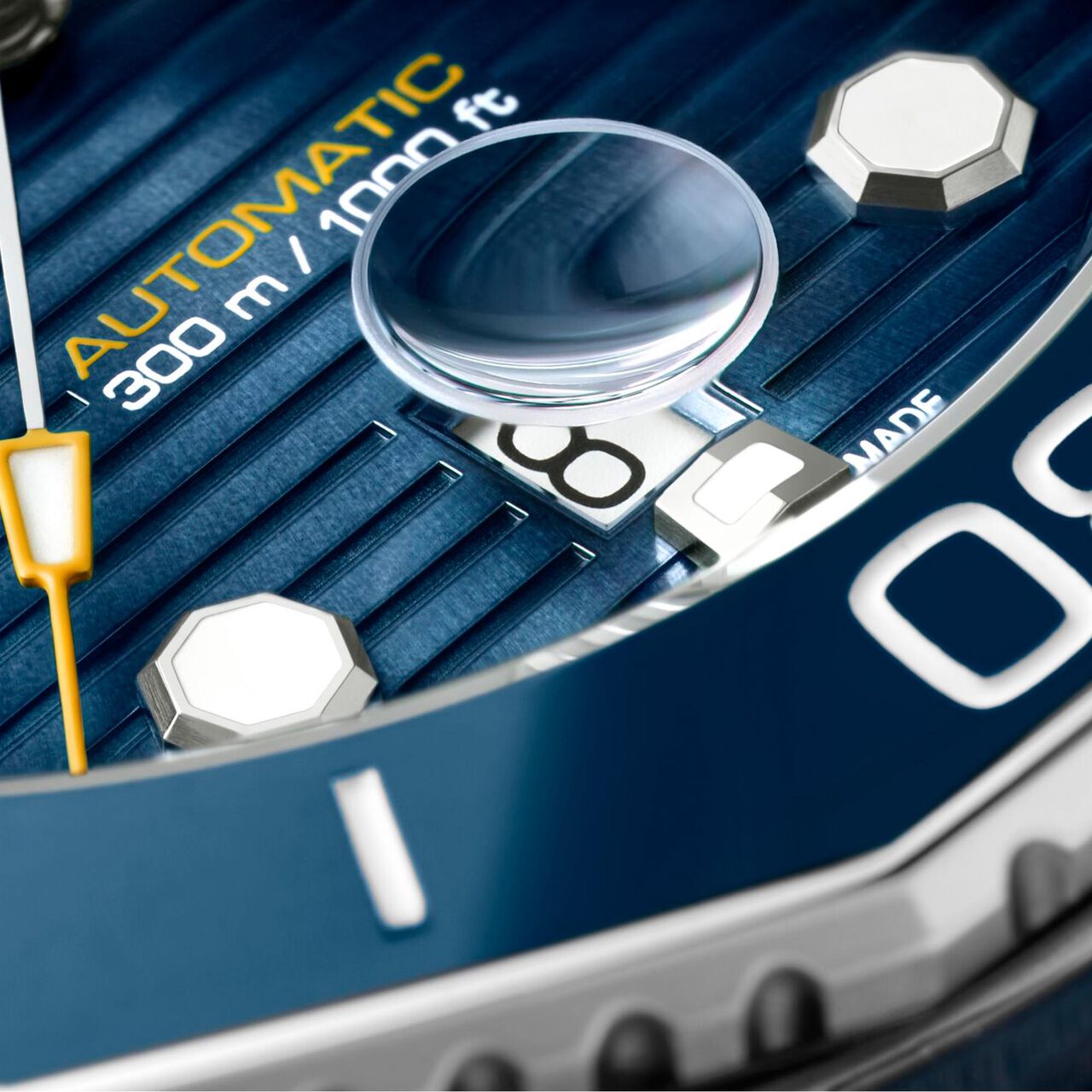 tag heuer aquaracer automatic steel 43 mm wbp201b.ft6198 focus image number 5