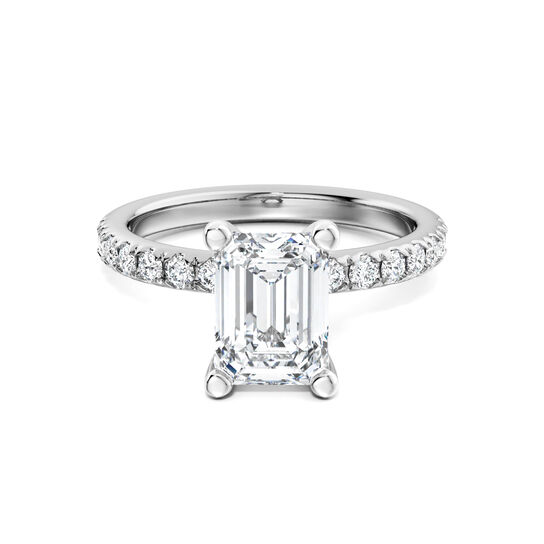 Birks Deco Bague de fian&ccedil;ailles en platine avec solitaire &eacute;meraude et pav&eacute; de diamants, avec halo cach&eacute; en pav&eacute; image number 0