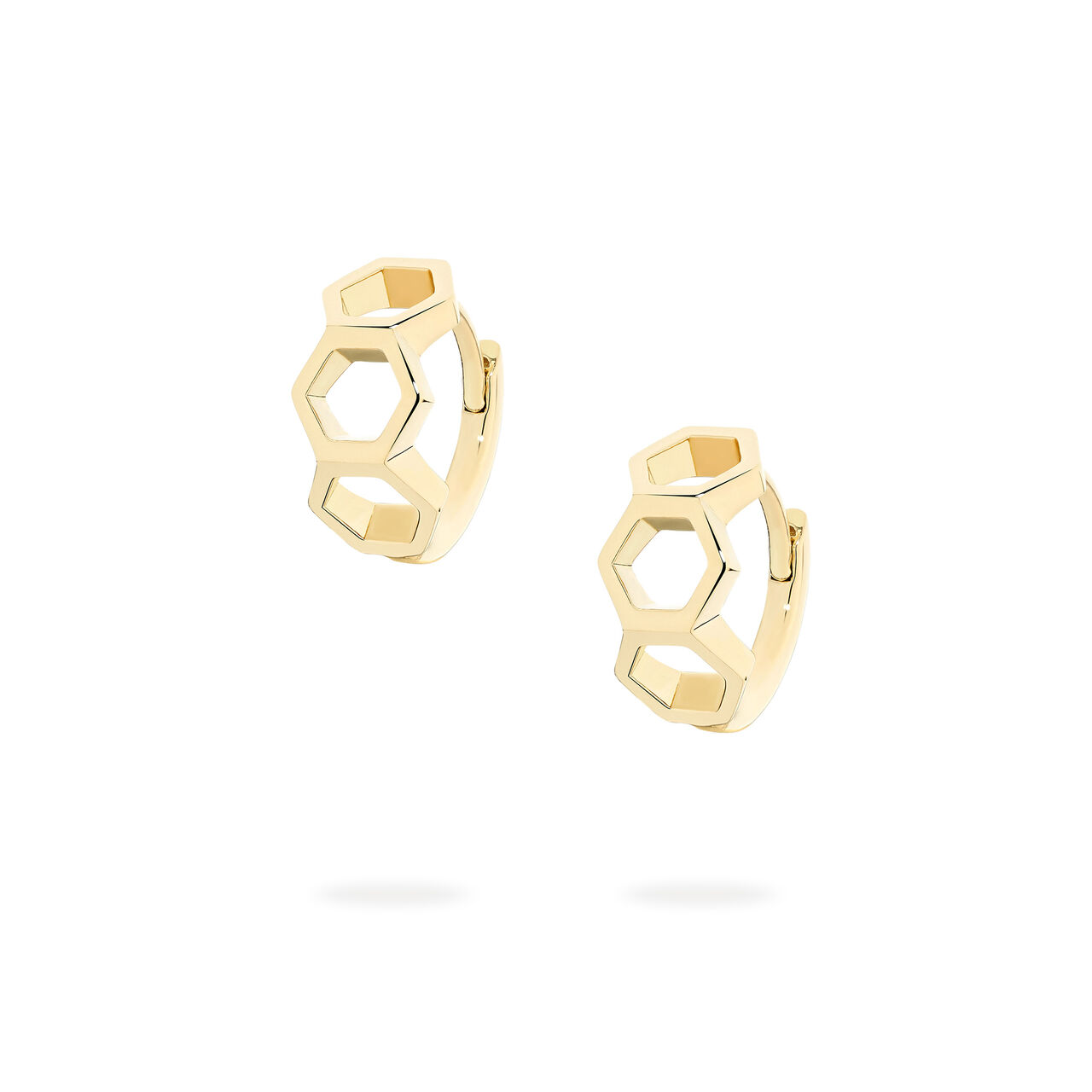 bijoux birks iconic yellow gold bee chic huggie earrings image number 0