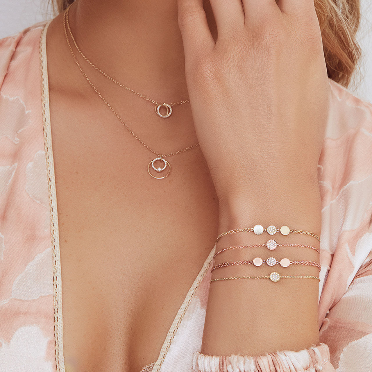 Yellow Gold Bracelet with Diamond Pave On Model image number 1