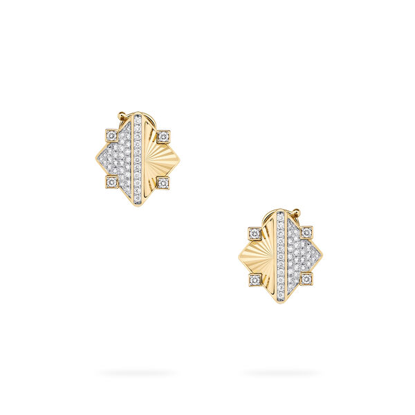 Exceptionnelles boucles d'oreilles en or jaune guilloché et diamants