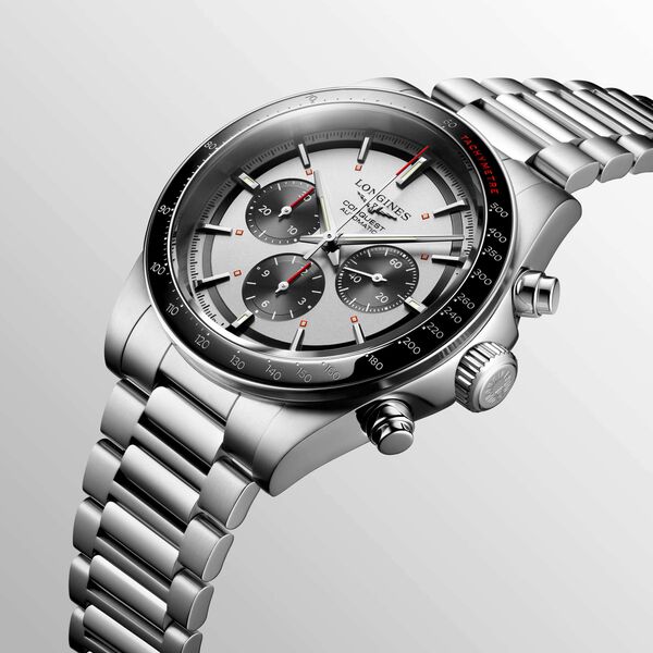 Conquest 42 mm chronograph automatique en acier inoxydable