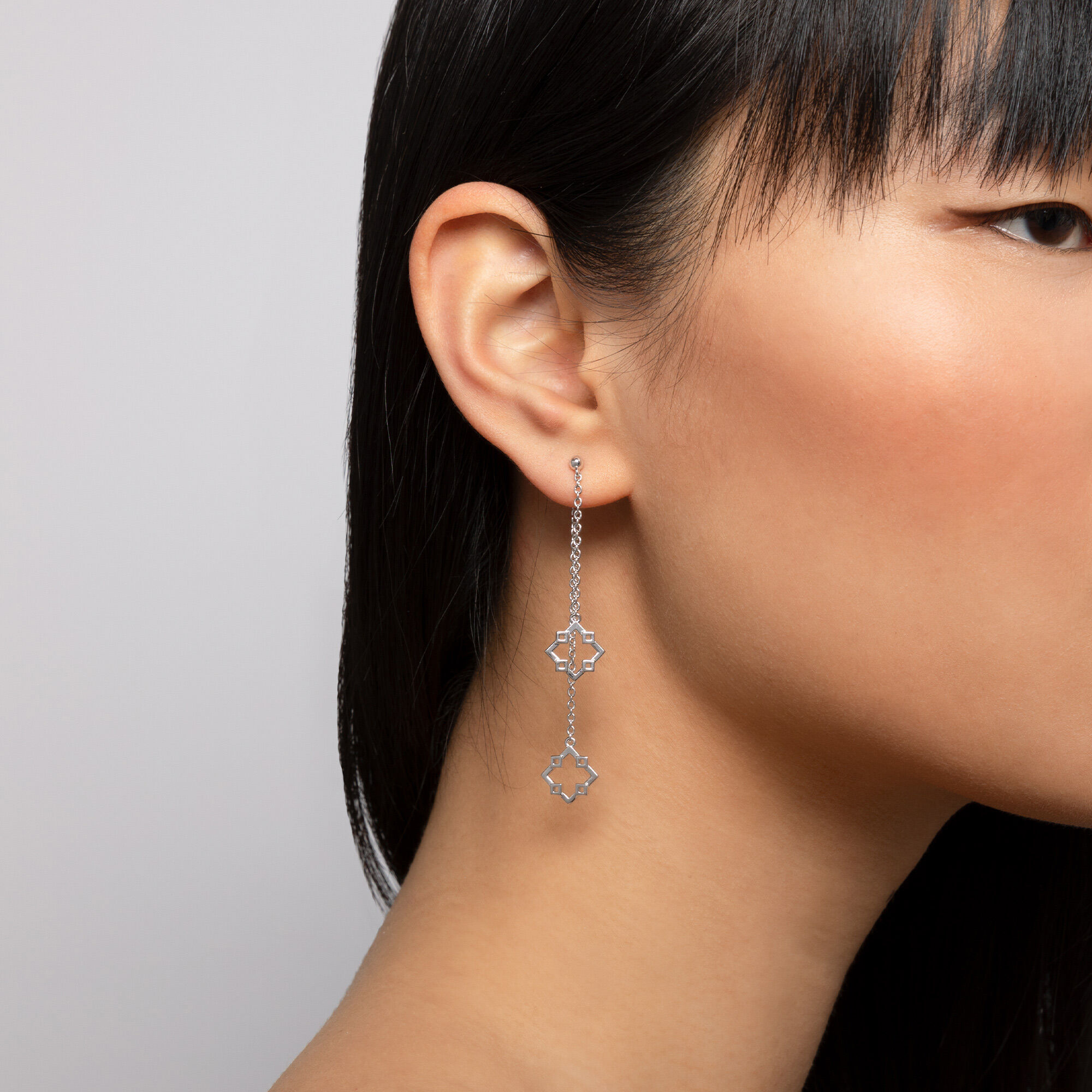 Black muse earrings discount