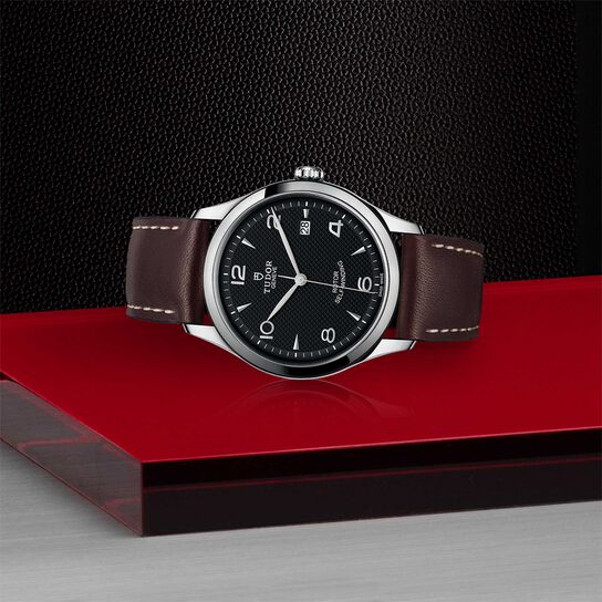 Tudor 1926 39MM Steel Case image number 3