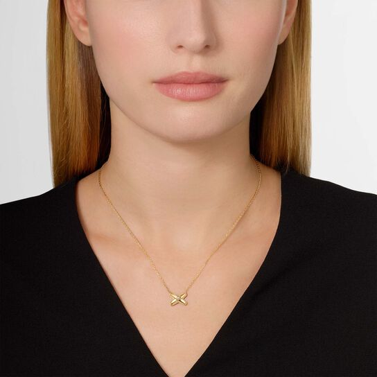 Chaumet Jeux De Liens Yellow Gold and Diamond Pendant 86024 image number 1