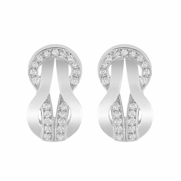 Chance Infinie Small White Gold and Diamond Pavé Stud Earrings
