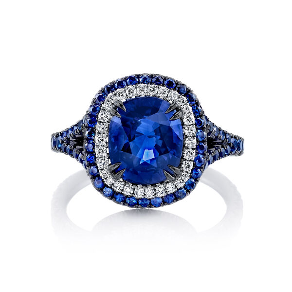 Bague avec saphir oval à double halos de avec saphirs et diamants