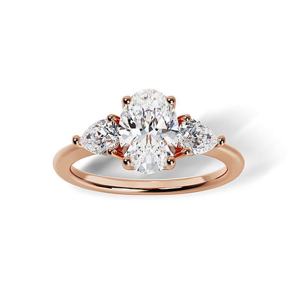 Bague de fiançailles à trois diamants