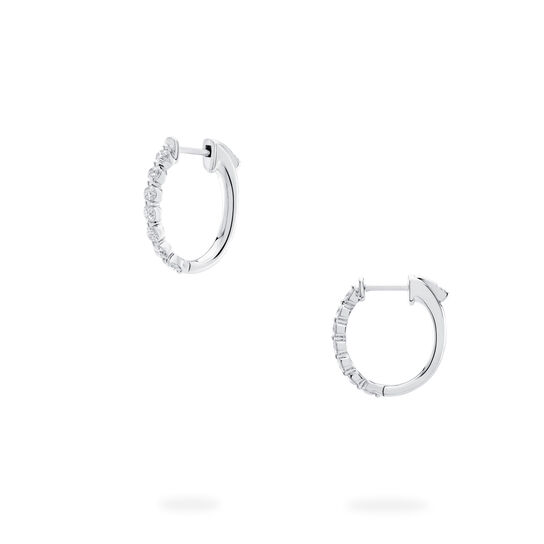 Oval Diamond Earrings Angle image number 3