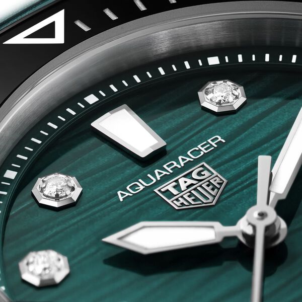 Aquaracer Lagoon Professional 300 36 mm automatique en acier inoxydable et diamants
