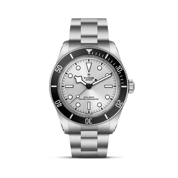 Black Bay 68 43 mm automatique en acier inoxydable
