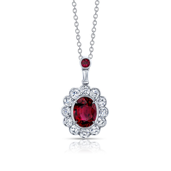 Pendentif rubis et halo de diamant