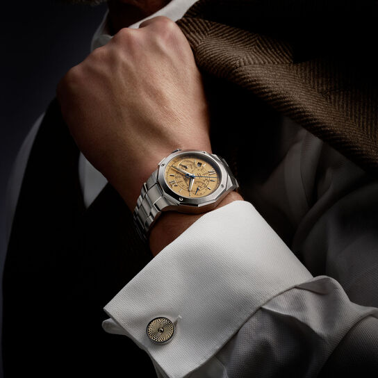 Men's Baume & Mercier Riviera Flyback Automatic Chronograph 41 mm Stainless Steel Watch, on model image number 1