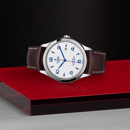 Tudor 1926 41MM Steel Case image number 4
