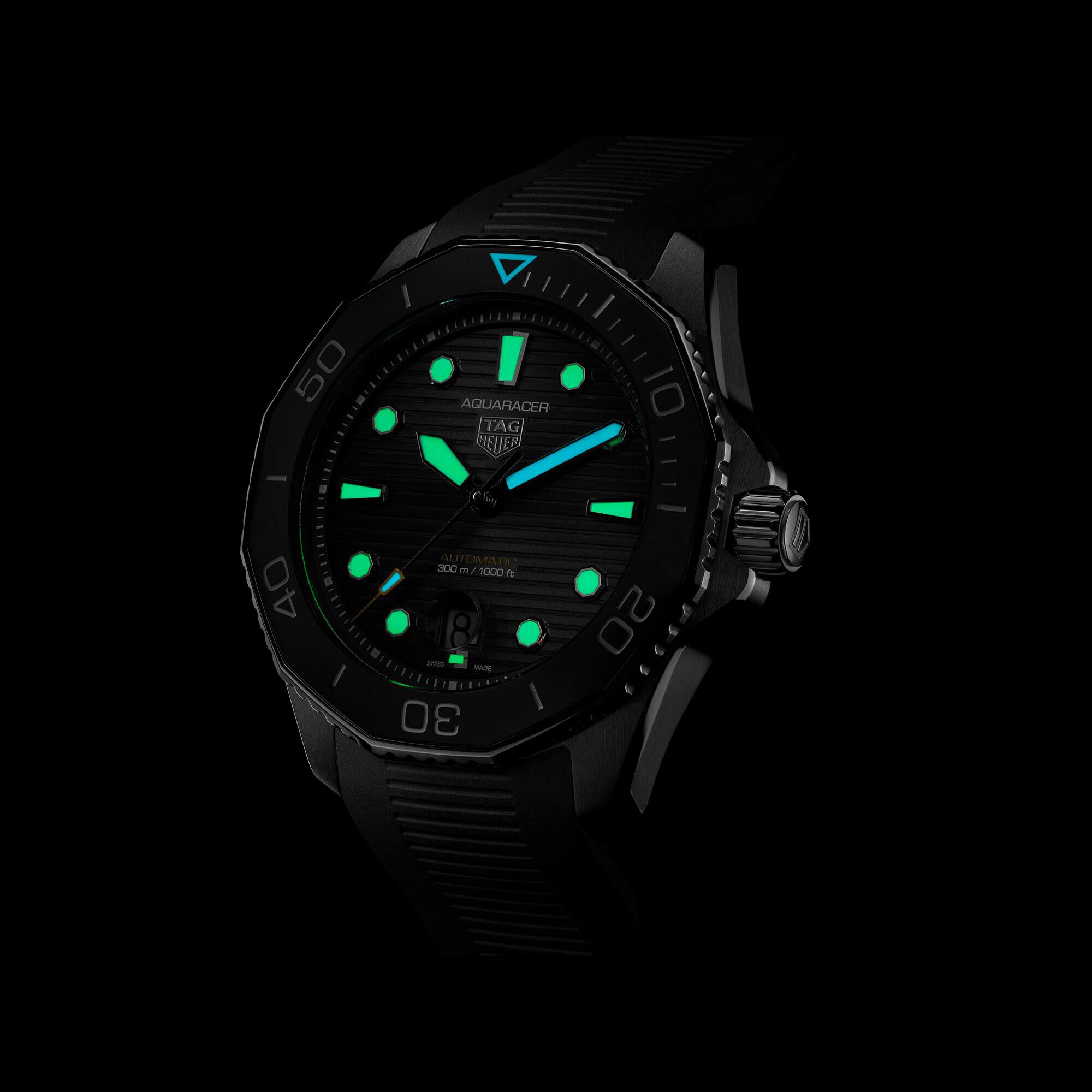 TAG Heuer Aquaracer Professional 300 Automatic 43 mm Stainless Steel WBP201A.FT6197