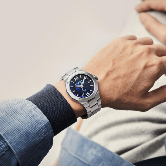Riviera 42 mm Baumatic automatique en acier inoxydable image number 4