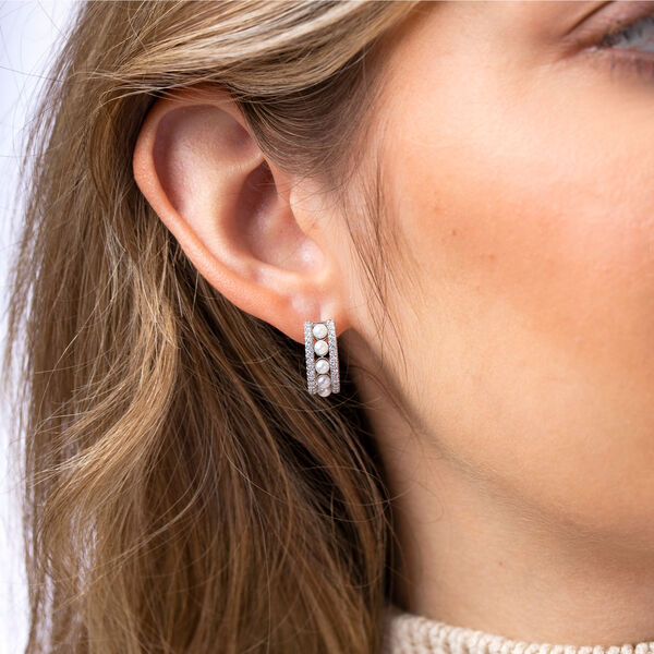 Boucles d'oreilles Eclipse en or blanc avec perles et diamants