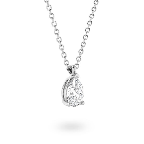 Pendentif avec diamant solitaire taille poire