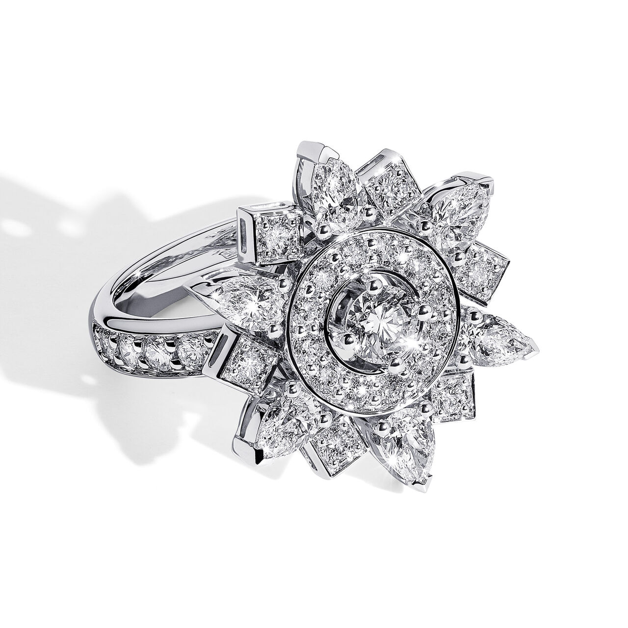 Birks Snowflake White Gold and Diamond Ring 450017597510 image number 0