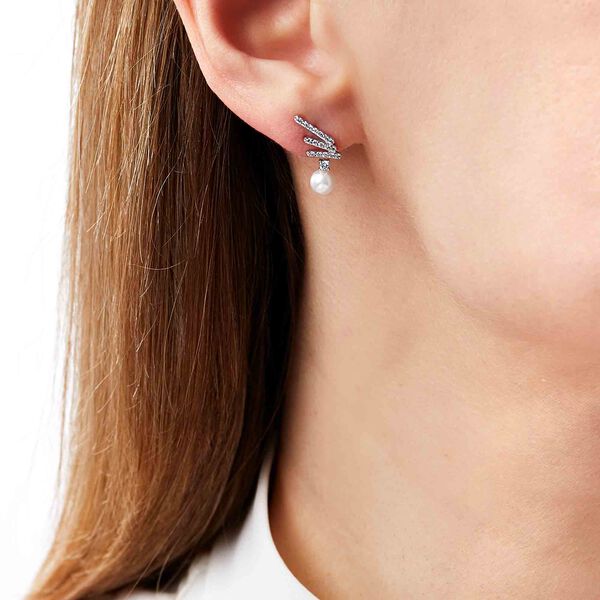 Boucles d'oreilles Sleek en or blanc avec perles et diamants
