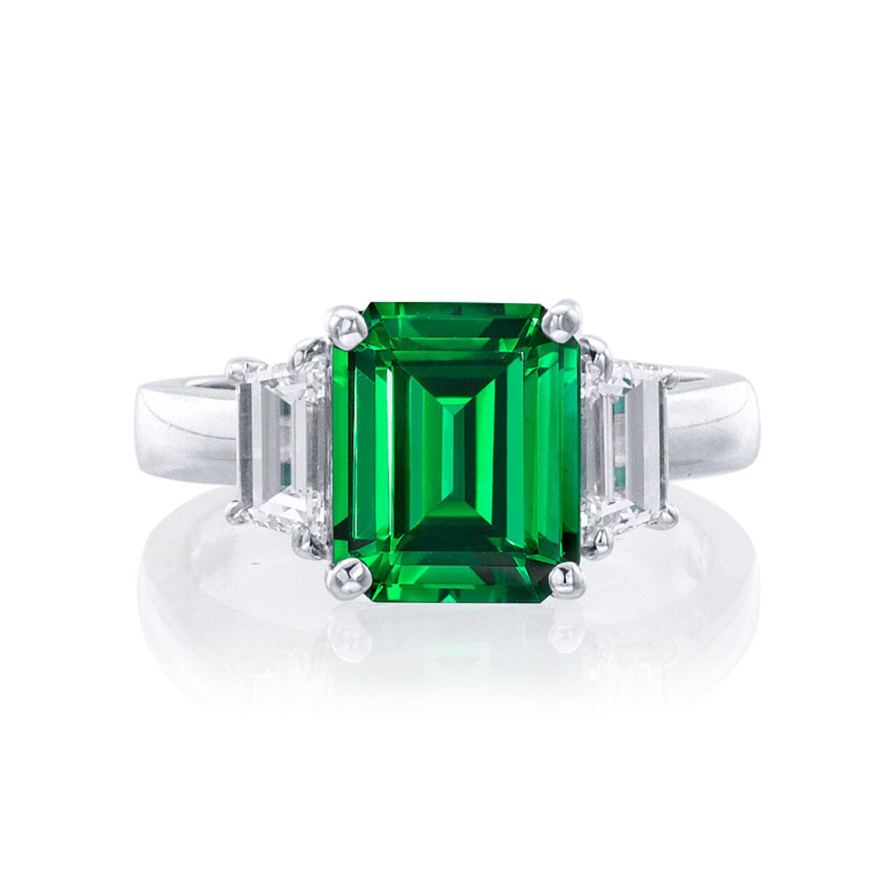 jb star emerald engagement ring 0574 035 front image number 0