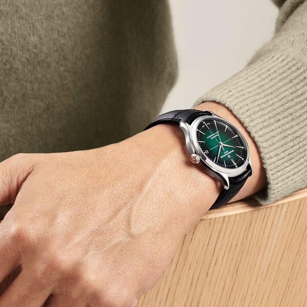 Clifton 40 mm automatique en acier inoxydable