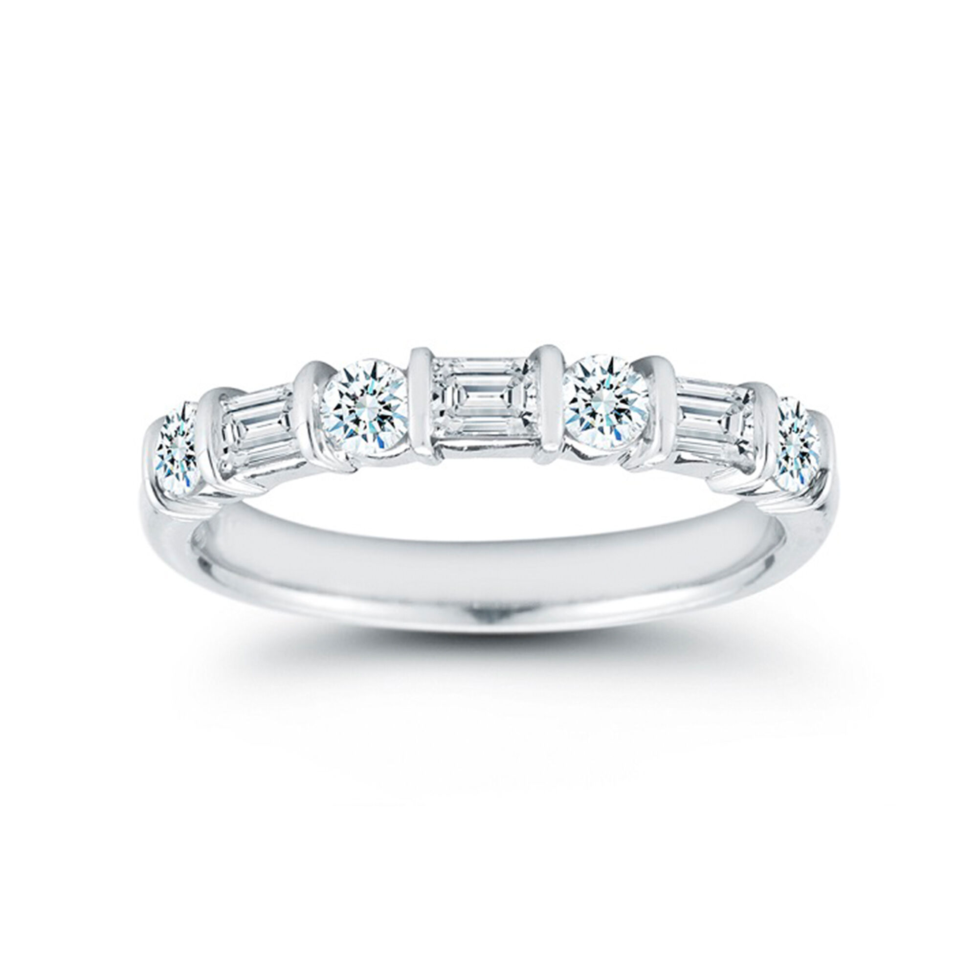 Bijoux Birks Platinum Band with Baguette Diamonds