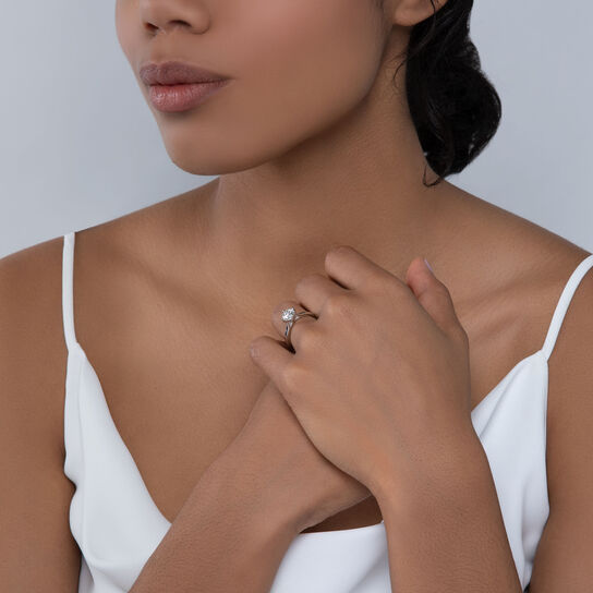 Round Solitaire Diamond Engagement Ring image number 1
