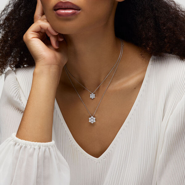 Pendentif en or blanc, petit