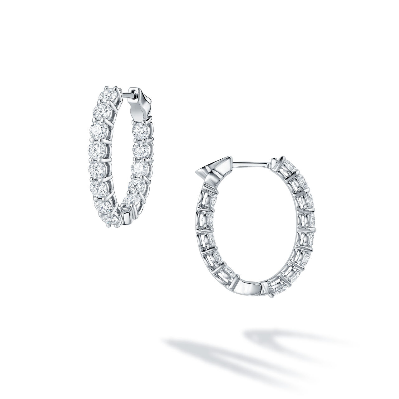 Birks Essentiels Cr&eacute;oles en diamants et or blanc image number 3