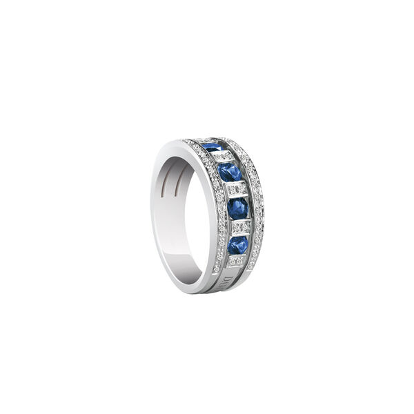 Belle Époque White Gold, Blue Sapphire and Diamond Pavé Ring