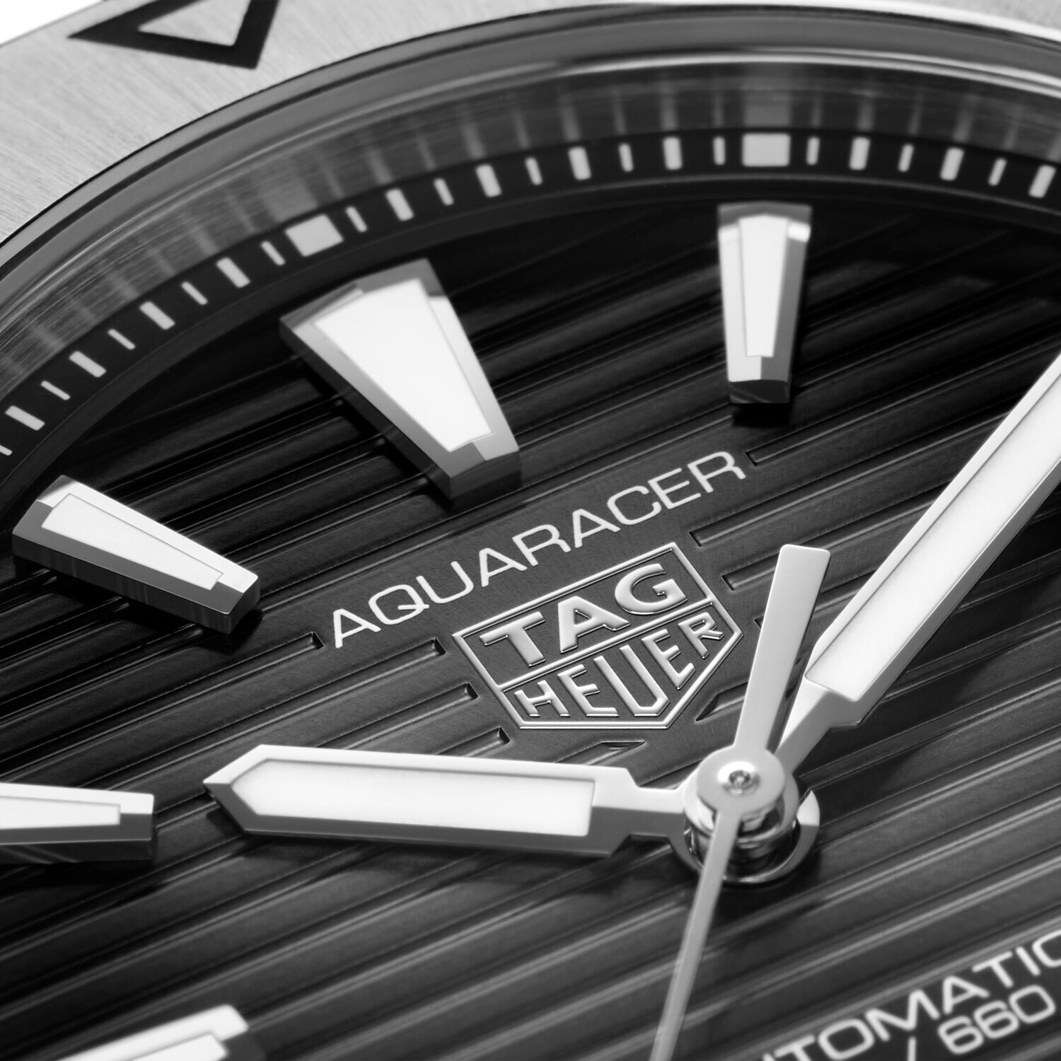 Tag heuer aquaracer automatic white face hot sale