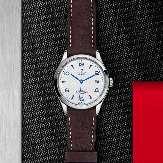  Opaline And Blue Dial image number 2