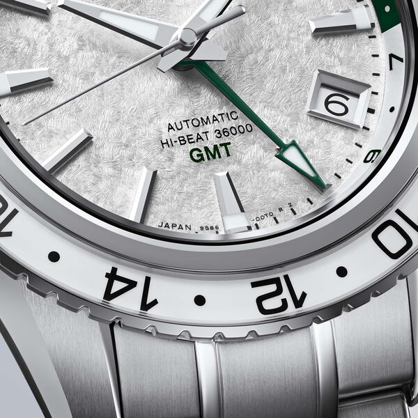 Sport 44 mm hi-beat GMT en acier - édition limitée