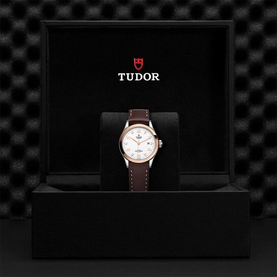  Rose Gold Bezel image number 4