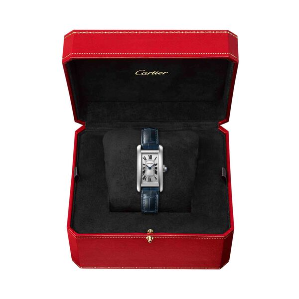 Tank Américaine Quartz Small model 34 X 19 mm Stainless Steel