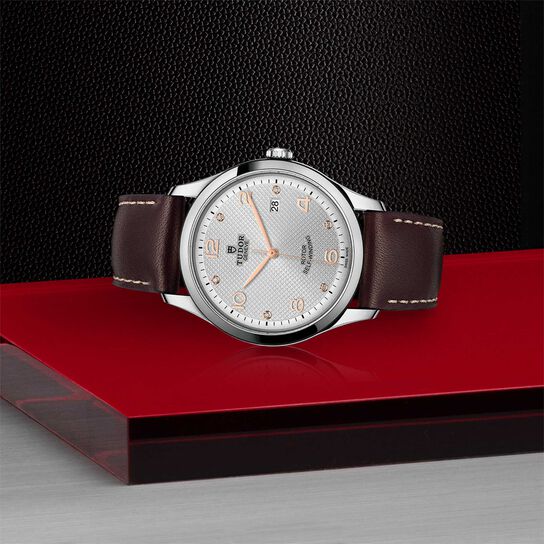  Steel Bezel image number 3