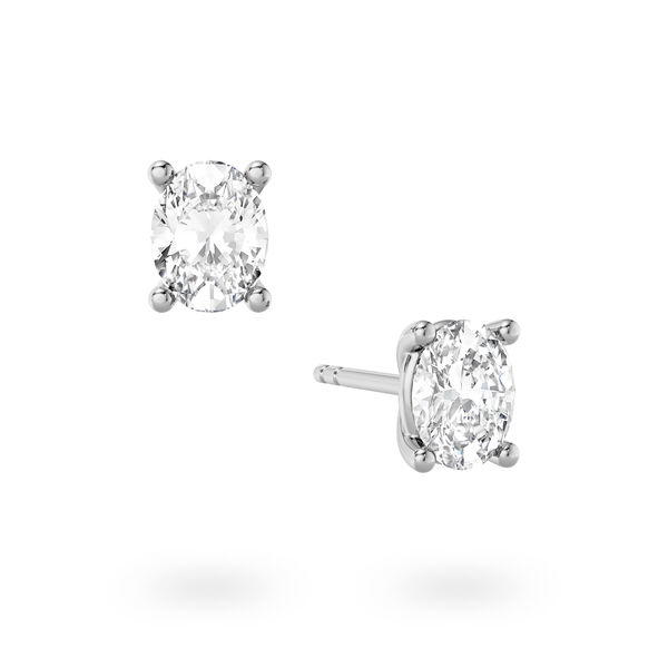 Boucles d'oreilles solitaires en diamant taille ovale