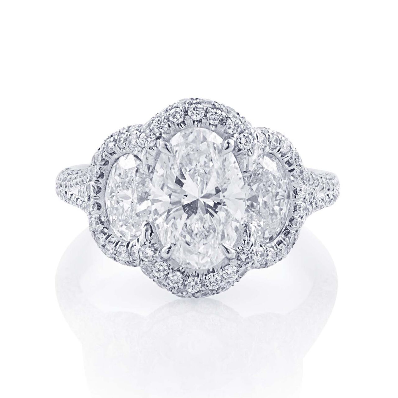 jb star 3 stone oval diamond engagement ring 0547 003 front image number 0