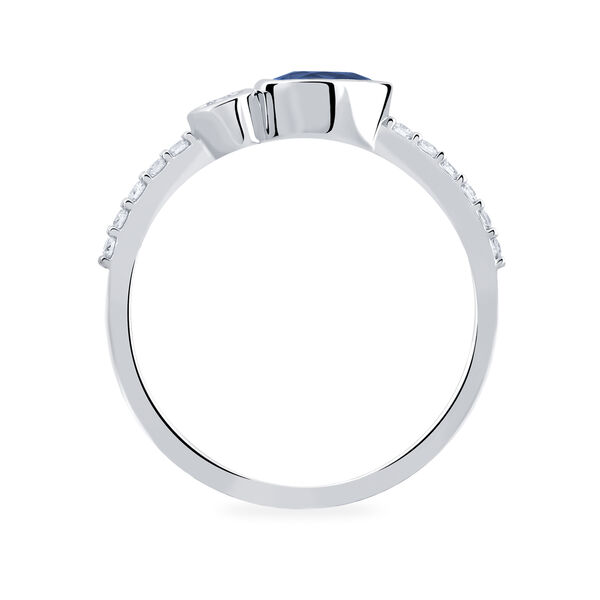 Bague en saphir et diamants