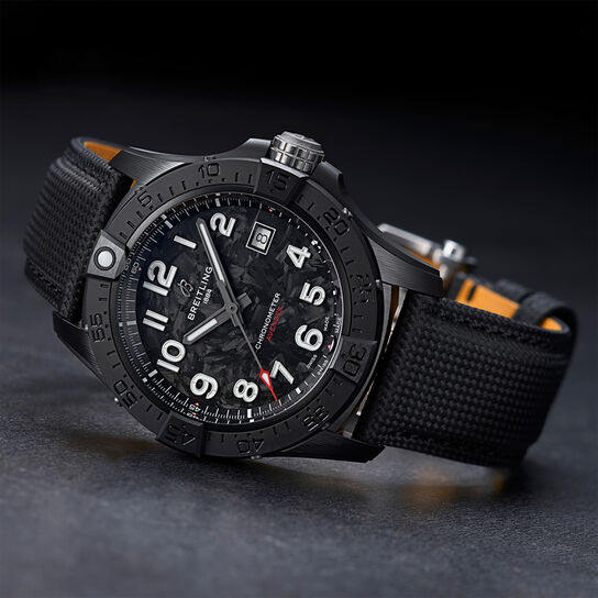 Breitling Avenger Night Mission B01 42 mm automatique en titane et ceramique image number 3