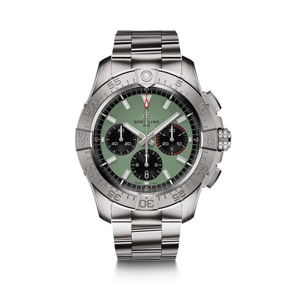 Avenger B01 Automatic Chronograph 44 mm Stainless steel