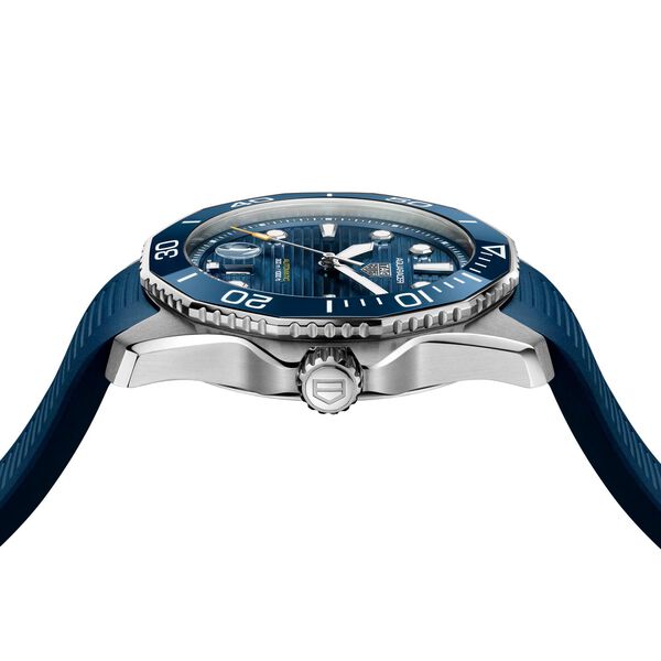 Aquaracer Professional 300 43 mm automatique en acier inoxydable