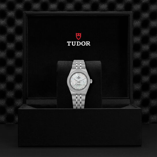 TUDOR Royal Automatic 30 mm Stainless Steel and Diamond image number 3