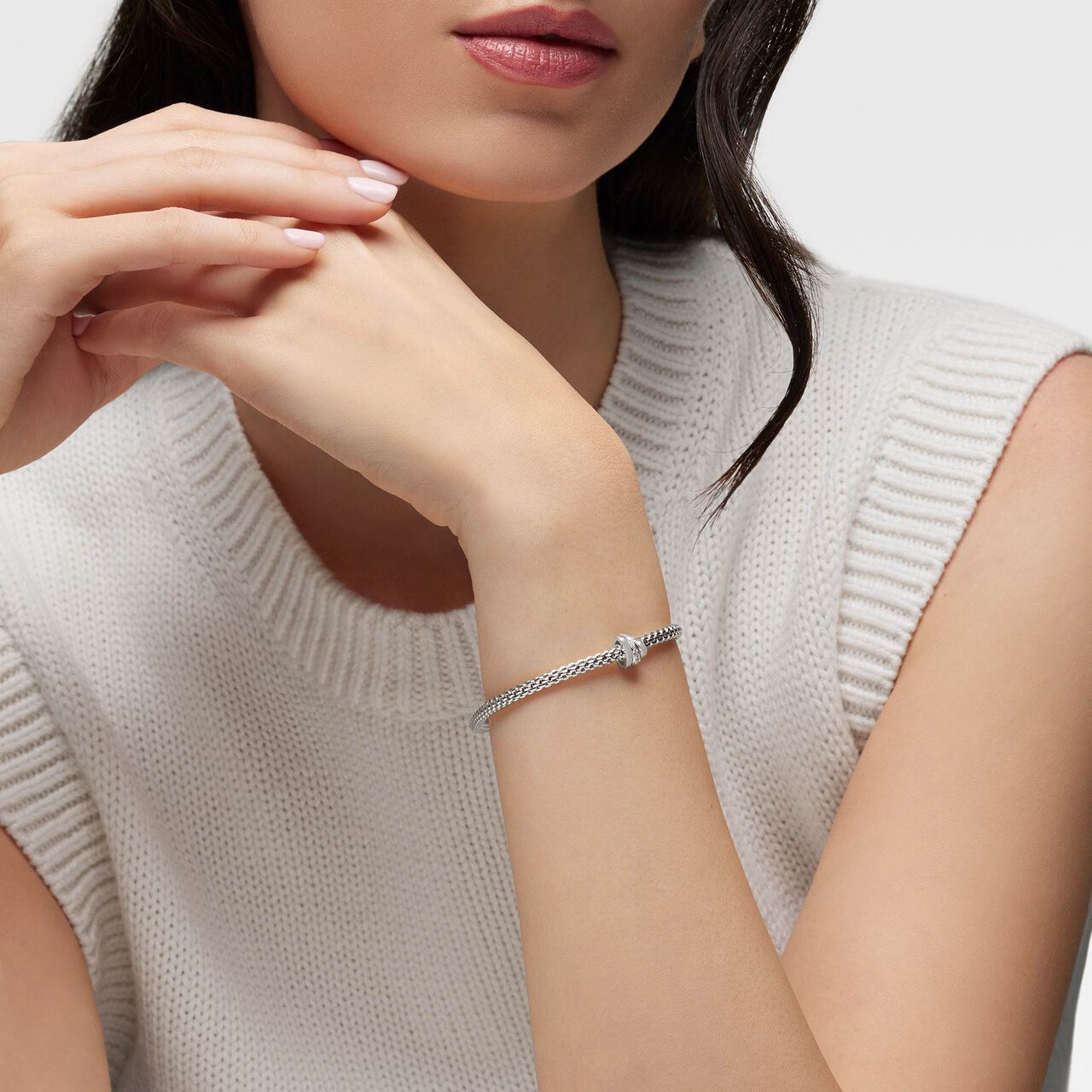 FOPE Prima Flex'it White Gold and Diamond Pav&eacute; Multi-Rondel Bracelet image number 1