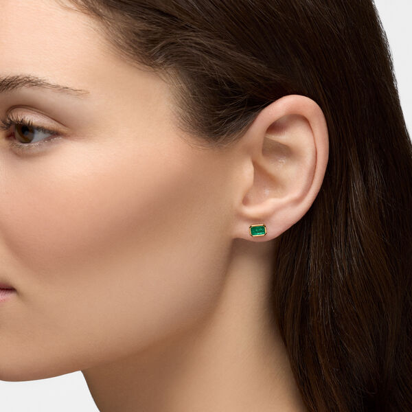 Yellow Gold Emerald Stud Earrings