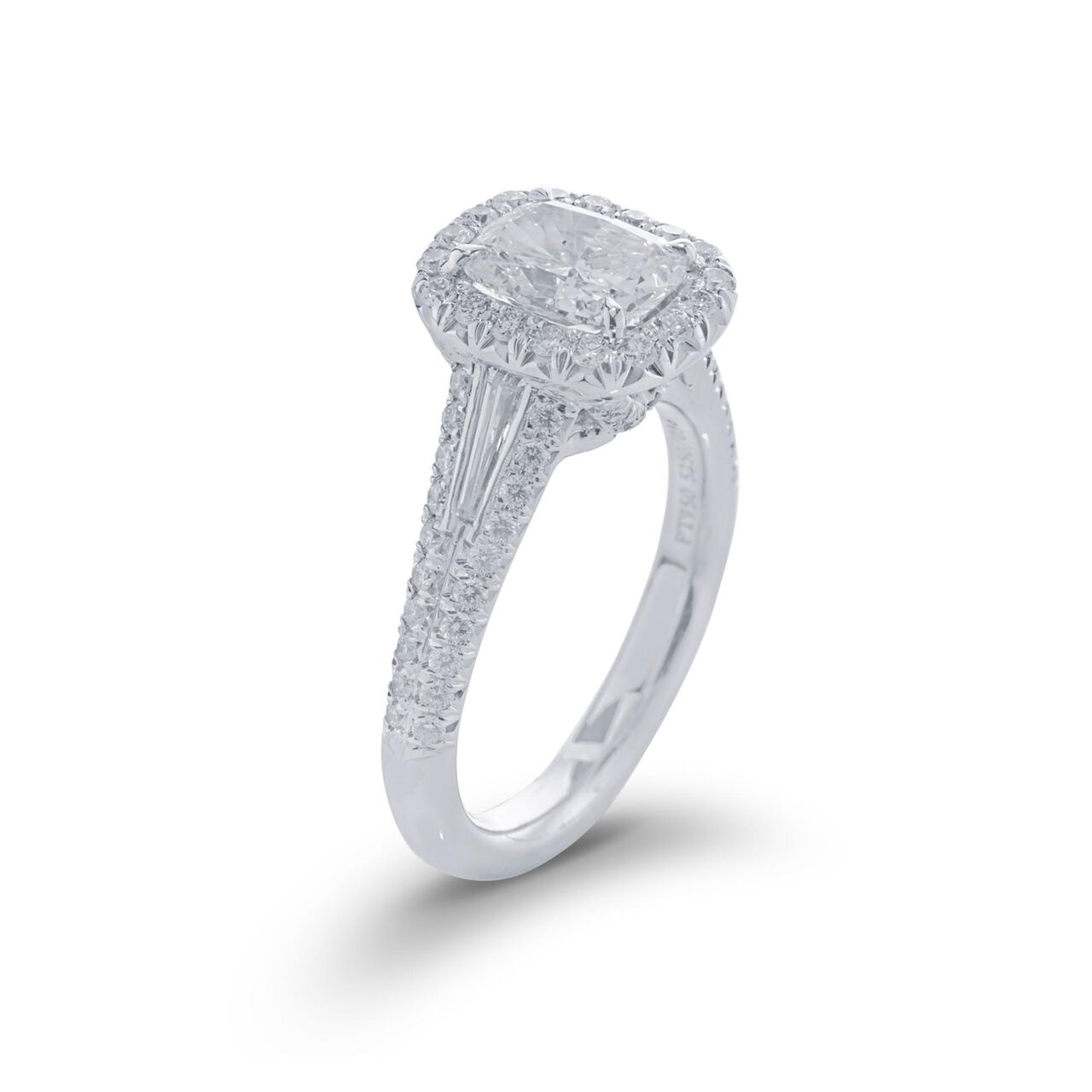 jb star cushion diamond halo 5250 036 standing image number 1