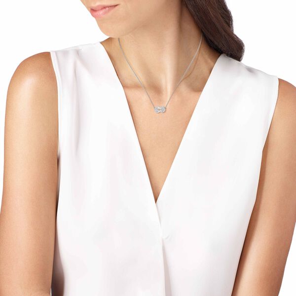 Pendentif Chance Infinie en or blanc avec pavé de diamants, moyen modèle